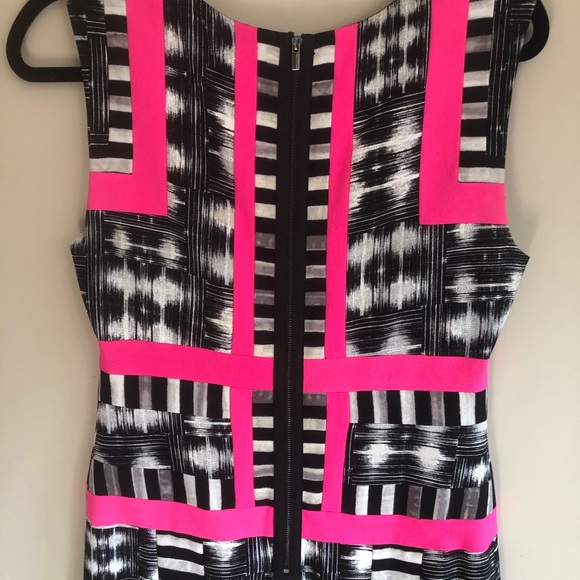 BCBC stunning shift dress 🌸 - Picture 4 of 5